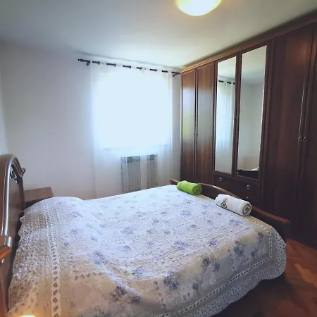 Irena 2, Free Parking, 10 Min From Sea Rovinj