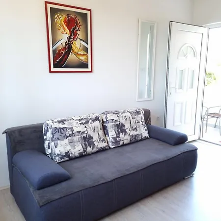 Apartment Irena 2, Free Parking, 10 Min From Sea Rovinj