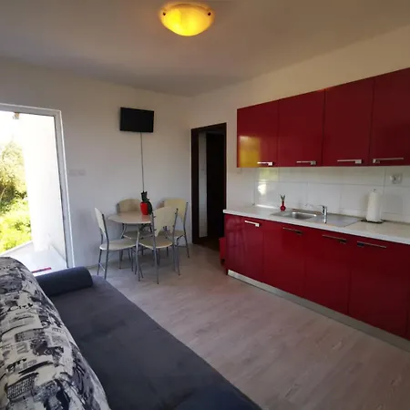 Apartment Irena 2, Free Parking, 10 Min From Sea Rovinj