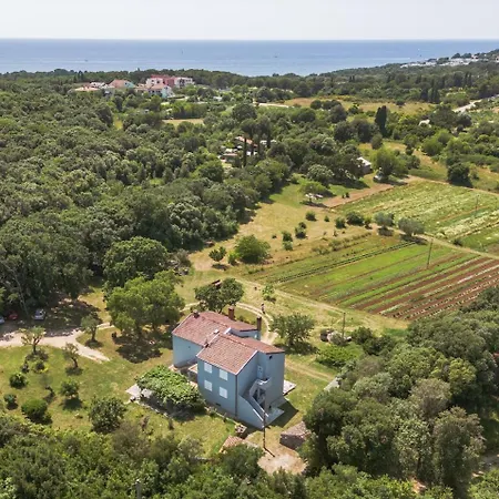 Lejlighed Irena 2, Free Parking, 10 Min From Sea